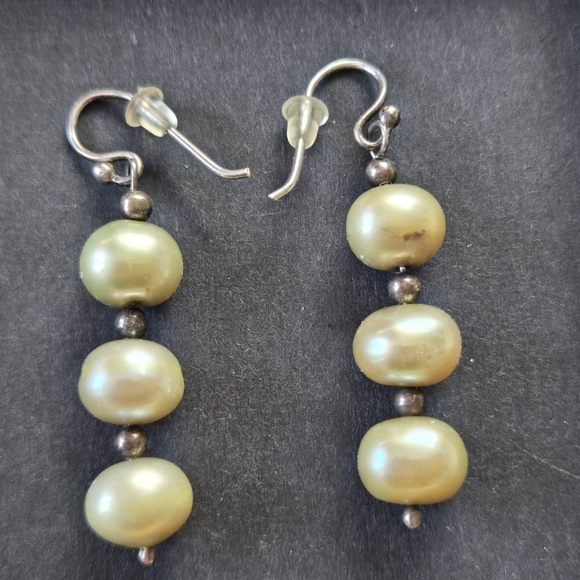 Vintage sterling Silver Genuine Pearl Drop Earrings - Picture 3 of 6